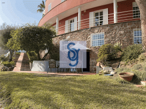 imgi 11 property 112779 649