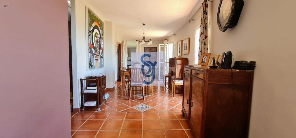imgi 17 property 112779 690