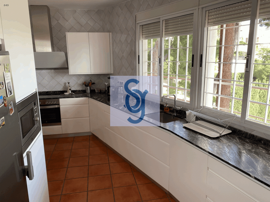 imgi 34 property 112779 590