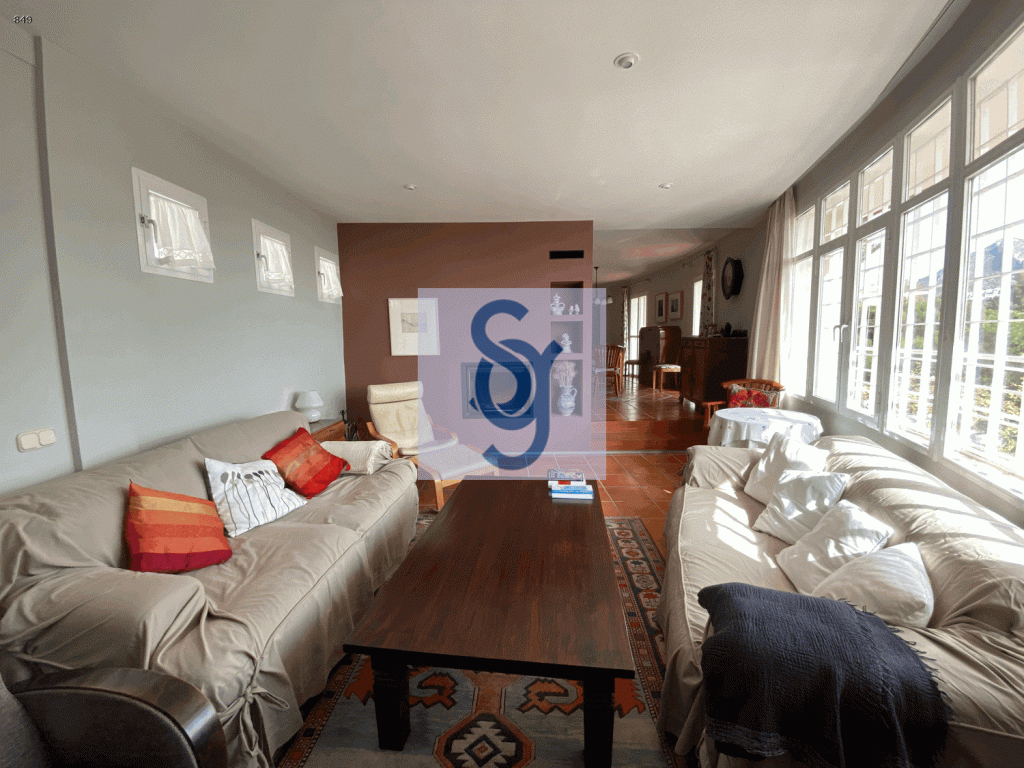 imgi 40 property 112779 440