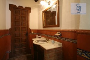 imgi 71 property 50117 652